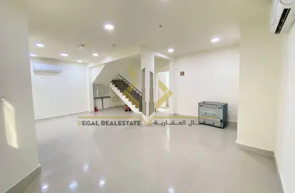 Villa - 5 Bedrooms - 5 Bathrooms for rent in Bu Hamour Street - Abu Hamour - Doha