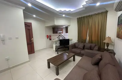Apartment - 1 Bedroom - 1 Bathroom for rent in Al Zubair Bakkar Street - Al Sadd - Doha