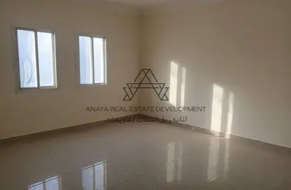 Apartment - 2 Bedrooms - 2 Bathrooms for rent in Al Mansoura - Doha
