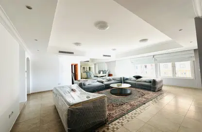 Apartment - 3 Bedrooms - 5 Bathrooms for rent in East Porto Drive - Porto Arabia - The Pearl Island - Doha