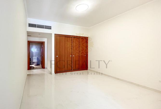 949931 - Property Image 3