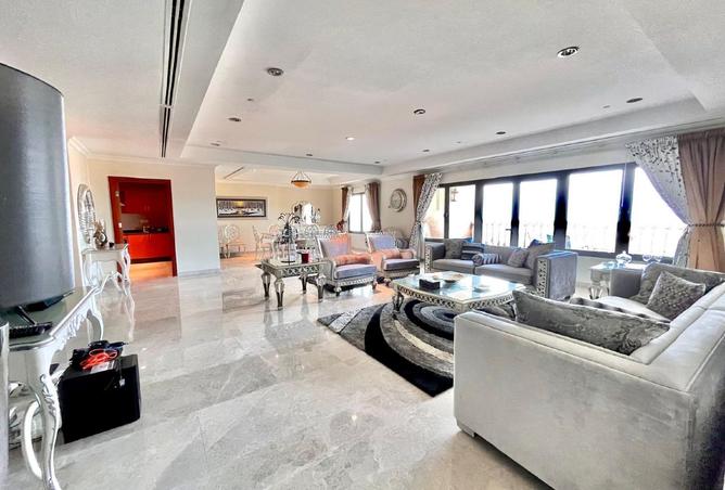 955353 - Property Image 2