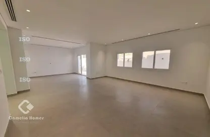 Compound - 3 Bedrooms - 4 Bathrooms for rent in Umm Al Seneem Street - Ain Khaled - Doha