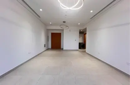Apartment - 2 Bedrooms - 3 Bathrooms for rent in Floresta Gardens - Floresta Gardens - The Pearl Island - Doha