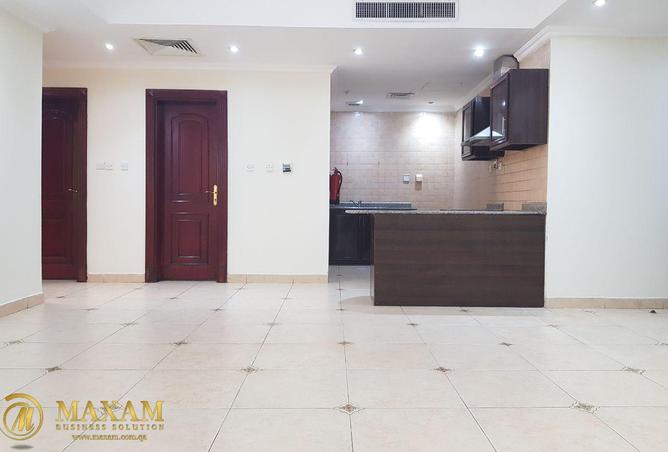 942372 - Property Image 3