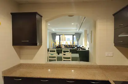 Apartment - 1 Bedroom - 1 Bathroom for rent in Porto Arabia - The Pearl Island - Doha Apartment - 1 Bedroom - 1 Bathroom for rent in Porto Arabia - The Pearl Island - Doha