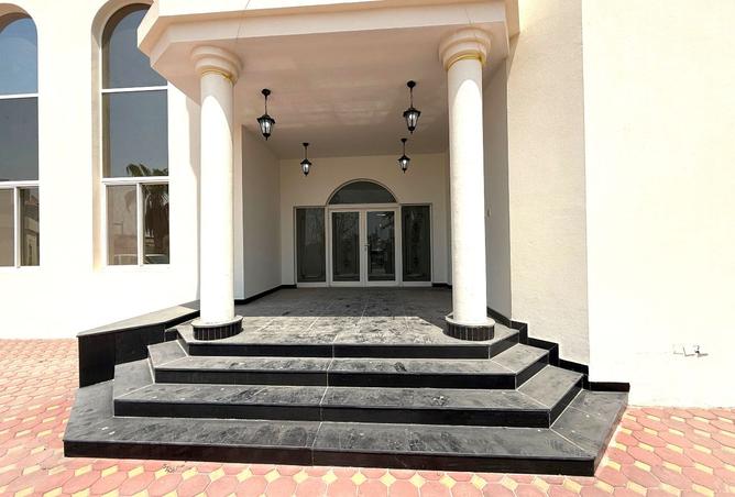 929155 - Property Image 2