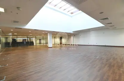 Office Space - Studio - 2 Bathrooms for rent in Corniche Road - Corniche Road - Doha