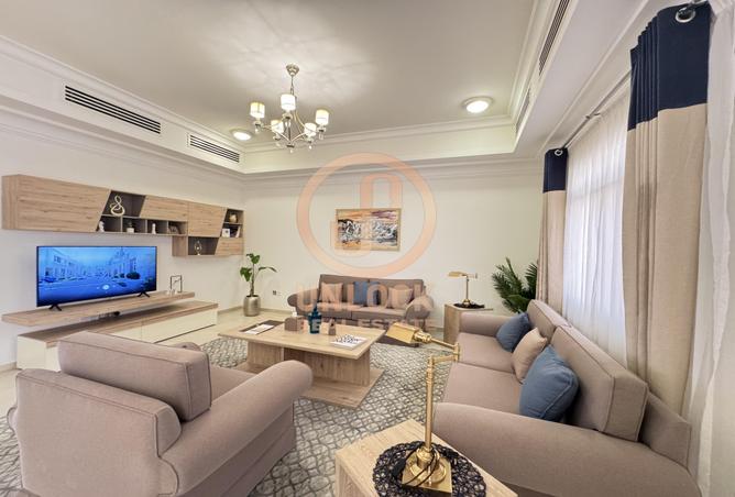 990568 - Property Image 3