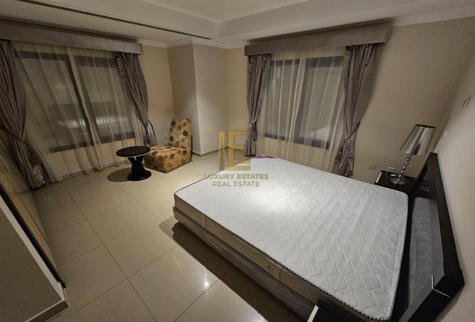 950861 - Property Image 3