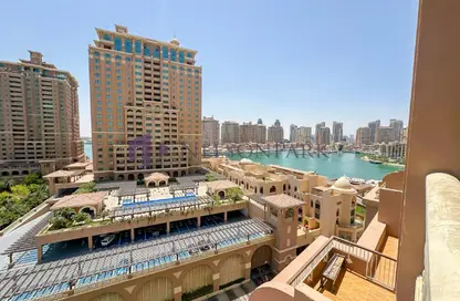 شقة - غرفة نوم - 2 حمامات للايجار في طريق بورتو الشرقي - بورتو أرابيا - جزيرة اللؤلؤة - الدوحة