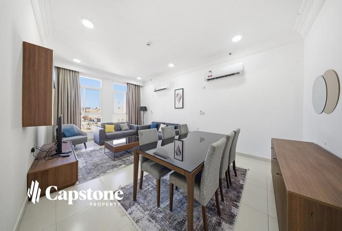 988447 - Property Image 3