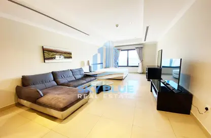 Apartment - Studio - 1 Bathroom for rent in Porto Arabia - The Pearl Island - Doha