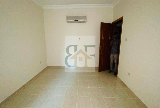 988666 - Property Image 3