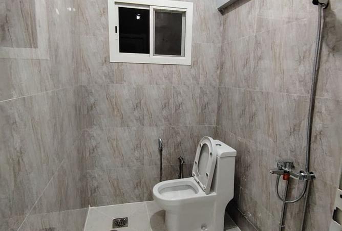 967215 - Property Image 3