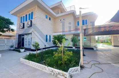 Villa - 4 Bedrooms - 6 Bathrooms for rent in West Bay - West Bay - Doha