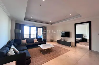 Apartment - 1 Bedroom - 2 Bathrooms for rent in East Porto Drive - Porto Arabia - The Pearl Island - Doha