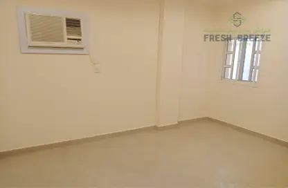 Apartment - 3 Bedrooms - 2 Bathrooms for rent in Fereej Bin Mahmoud - Doha