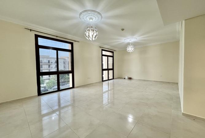 938754 - Property Image 3