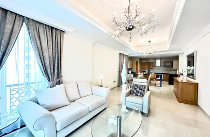 Apartment - 2 Bedrooms - 3 Bathrooms for rent in Viva West - Viva Bahriyah - The Pearl Island - Doha