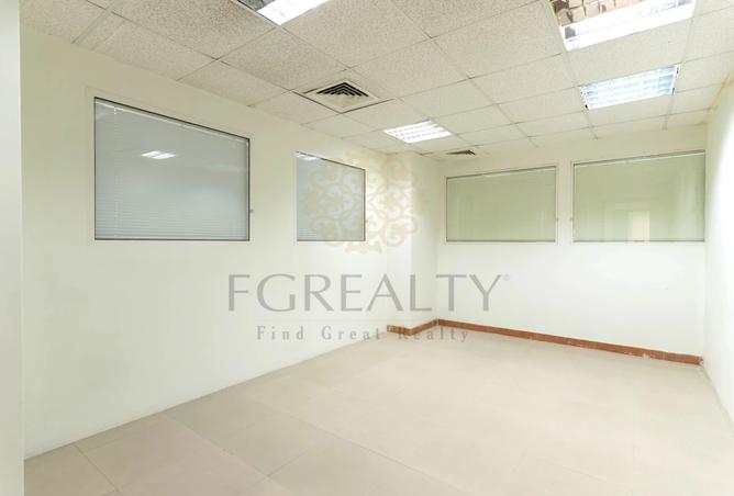 956007 - Property Image 3