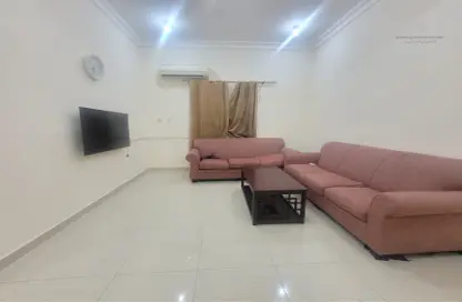 Apartment - 2 Bedrooms - 2 Bathrooms for rent in Fereej Bin Omran - Doha