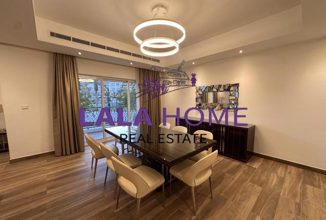923121 - Property Image 3