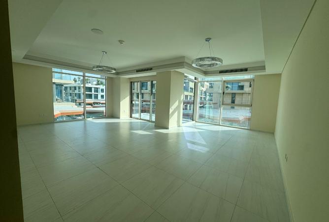 1002099 - Property Image 3