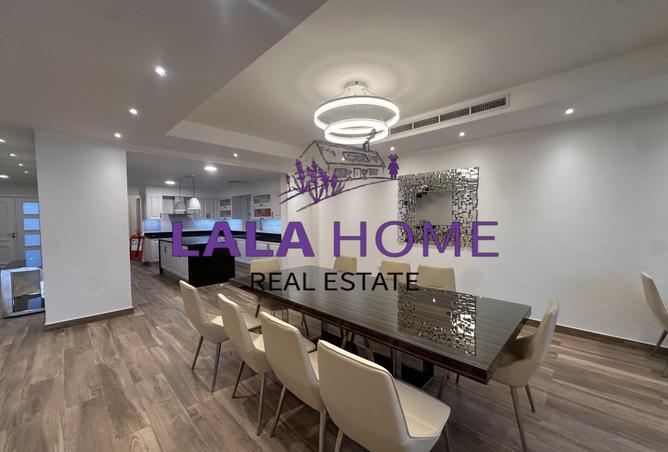 992596 - Property Image 3