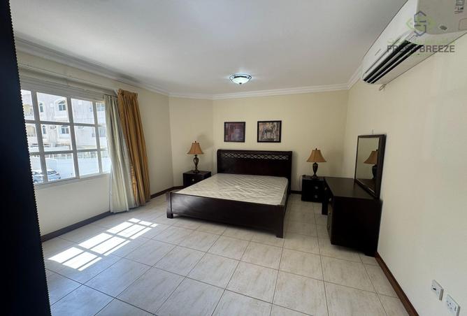 898175 - Property Image 3