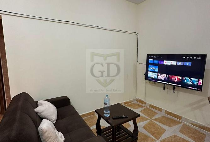 990535 - Property Image 2