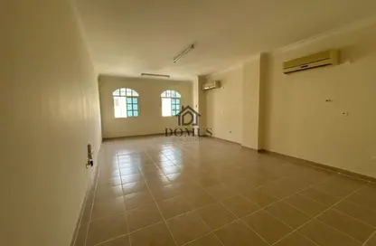 Apartment - 3 Bedrooms - 3 Bathrooms for rent in Anas Street - Fereej Bin Mahmoud North - Fereej Bin Mahmoud - Doha