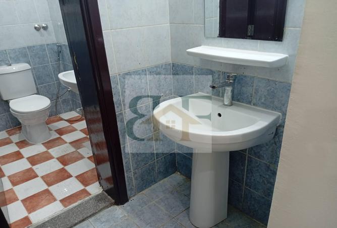 933539 - Property Image 2