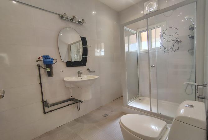 936678 - Property Image 2