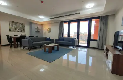 Apartment - 2 Bedrooms - 2 Bathrooms for rent in East Porto Drive - Porto Arabia - The Pearl Island - Doha