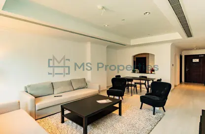 Apartment - 1 Bedroom - 2 Bathrooms for sale in West Porto Drive - Porto Arabia - The Pearl Island - Doha