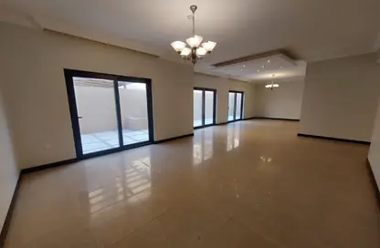 مجمع سكني - 5 غرف نوم - 5 حمامات للايجار في السودان - السودان - الدوحة