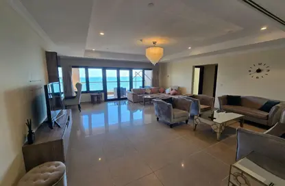 Apartment - 3 Bedrooms - 4 Bathrooms for sale in West Porto Drive - Porto Arabia - The Pearl Island - Doha
