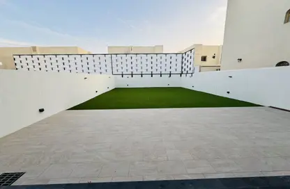 Villa - 6 Bedrooms - 7 Bathrooms for rent in Izghawa - Izghawa - Doha