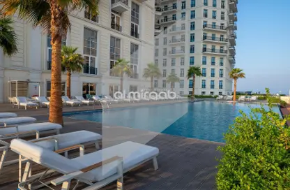 Apartment - 1 Bedroom - 2 Bathrooms for rent in Floresta Gardens - Floresta Gardens - The Pearl Island - Doha