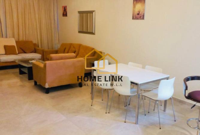 919461 - Property Image 2