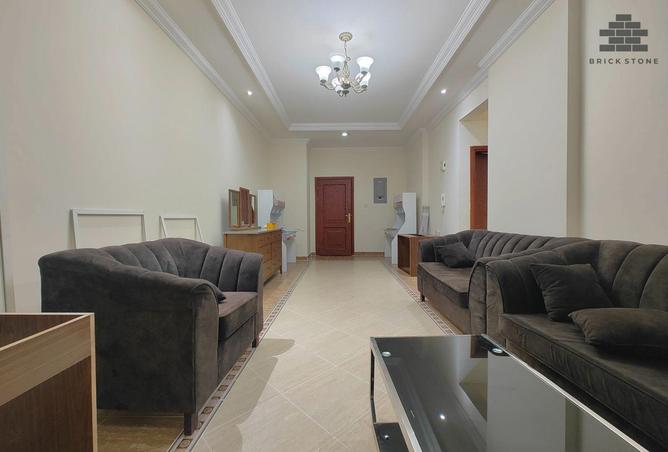 940085 - Property Image 2