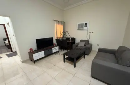 Apartment - 2 Bedrooms - 2 Bathrooms for rent in Madinat Khalifa North - Madinat Khalifa - Doha