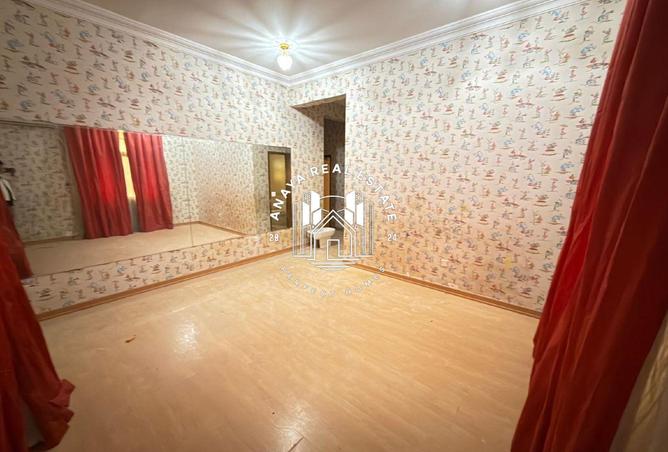 994727 - Property Main Image