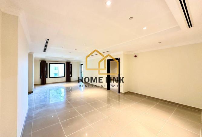 969343 - Property Image 2