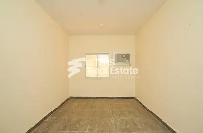 سكن عمال - استوديو - 8 حمامات للايجار في المنطقة الصناعية 4 - المنطقة الصناعية - المنطقة الصناعية - الدوحة