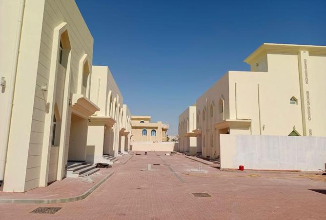 951458 - Property Image 2
