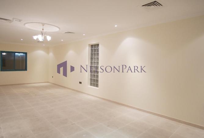 1001552 - Property Image 3