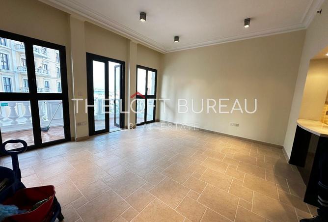 903272 - Property Image 2