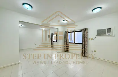 Apartment - 3 Bedrooms - 3 Bathrooms for rent in Al Mansoura - Al Mansoura - Doha